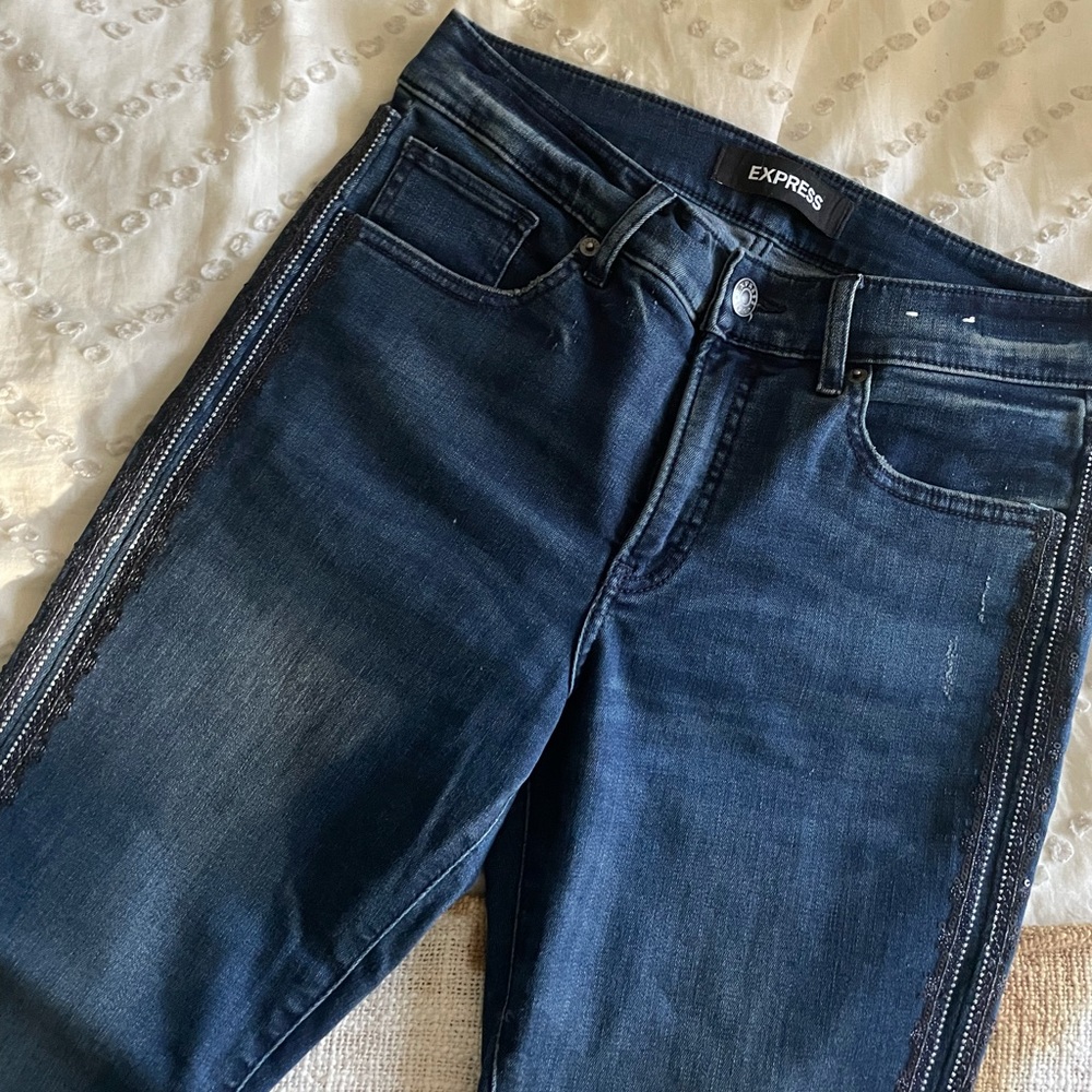 NWOT - Express Mid Rise Ankle Jeans w/ Sequin Trim